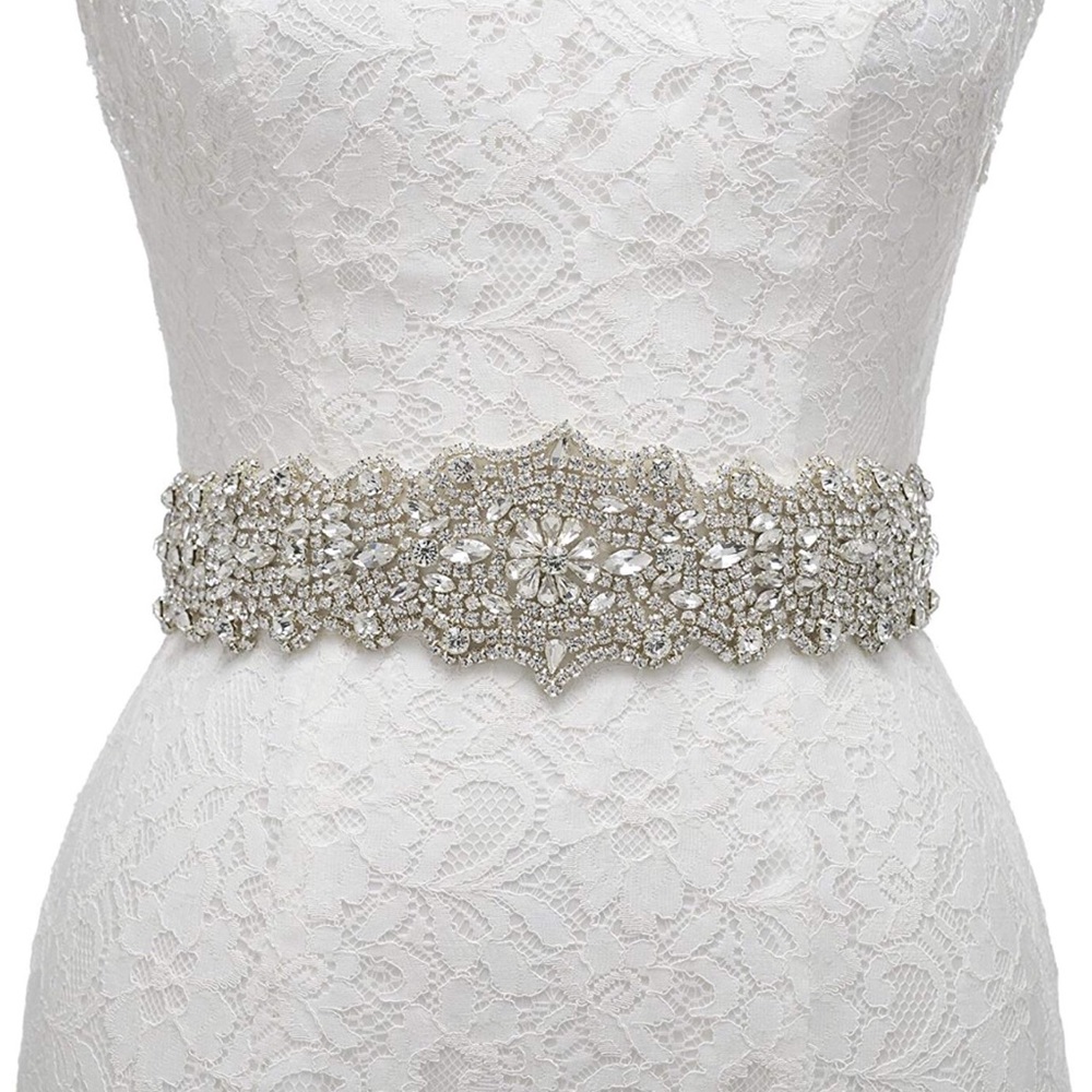 Luxurious Queen Shine Bridal Sash Belt, 2 colors - Picture 2 of 8